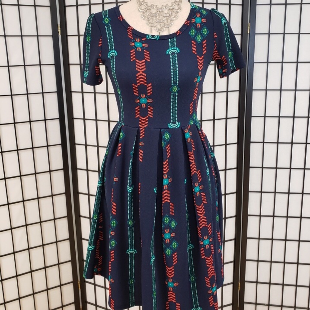 XS LuLaRoe Amelia dress